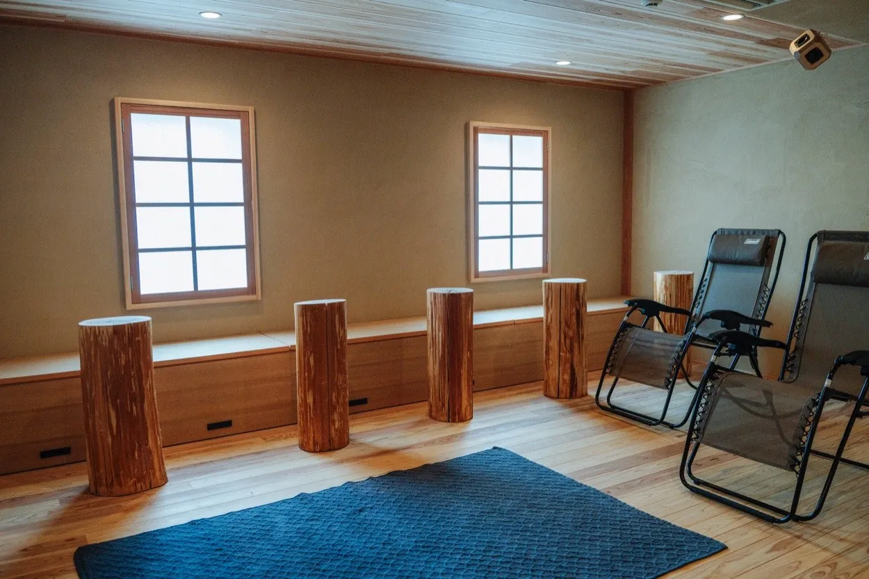川の湯 内観